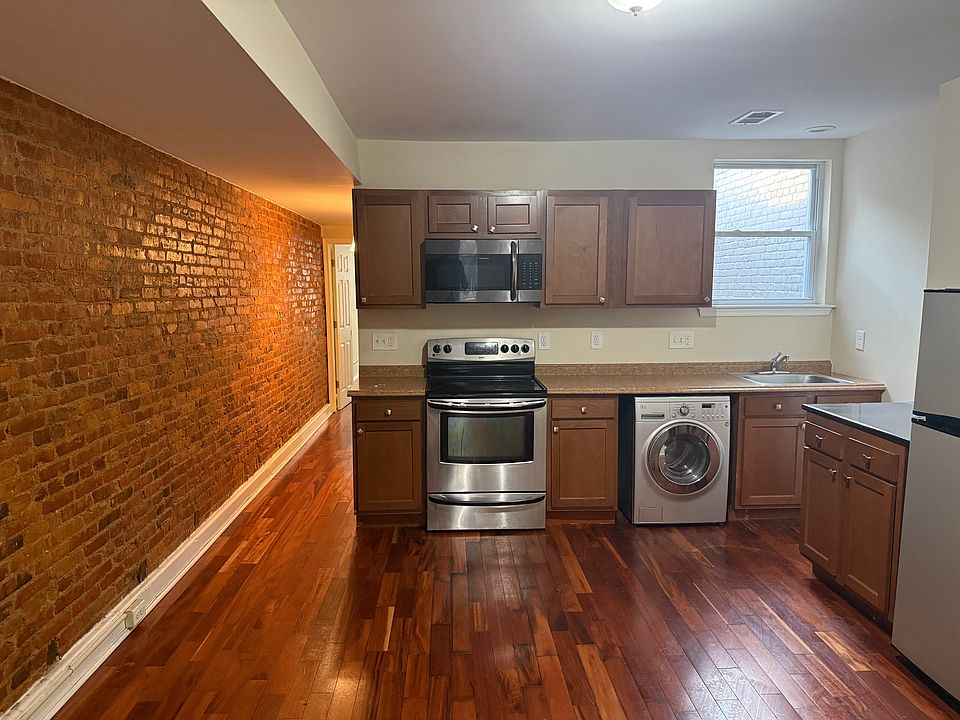 1st image of 2503 N Calvert St APT 2