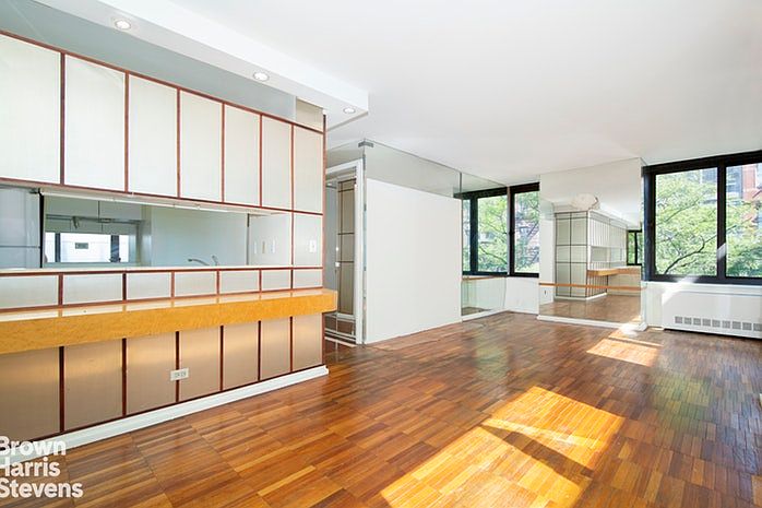 1st image of 1632 2nd Ave #306