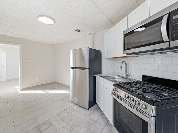 3rd image of 805 W New York Ave #188