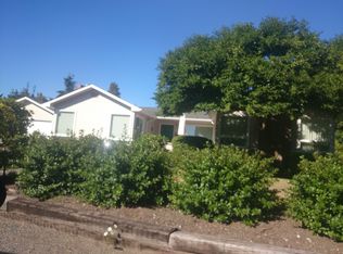 1826 NW Blue Ridge Dr, Seattle, WA 98177