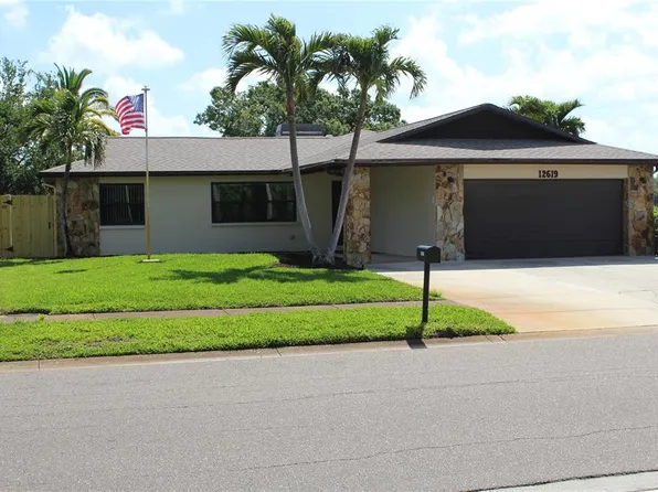 12619 98th St, Largo, FL 33773