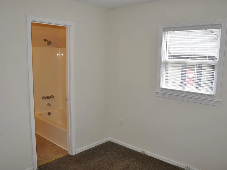 1503 Marina Rd — Photo 7