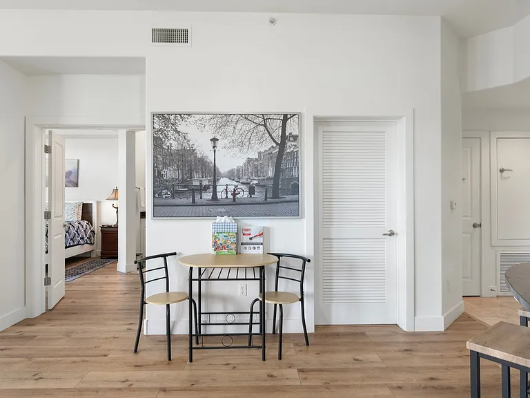 945 E Playa Del Norte Dr #5002 — Photo 4