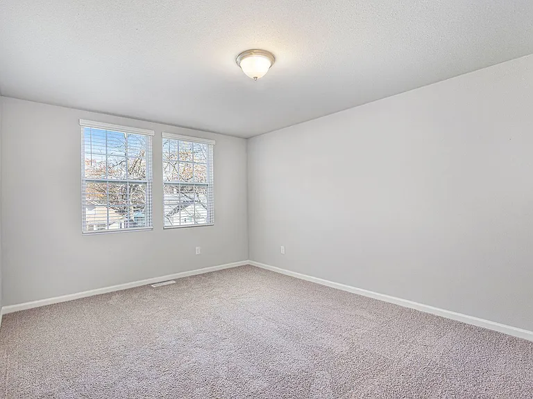 934 Maple Ave — Photo 20