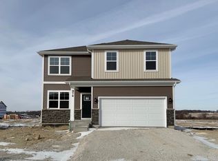 974 Garnet Ln, Montgomery, IL 60538