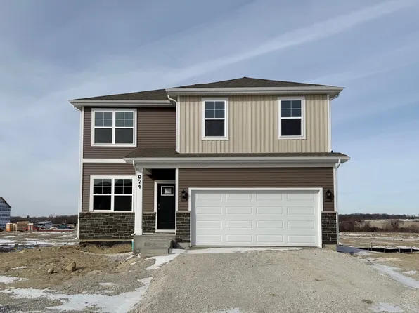 974 Garnet Ln, Montgomery, IL 60538