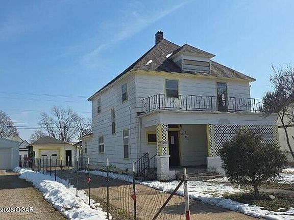 2nd image of 607 Frisco St