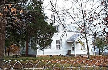1st image of 464 Prairie Hollow Ln