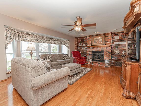 4th image of 5731 Westcliffe Dr