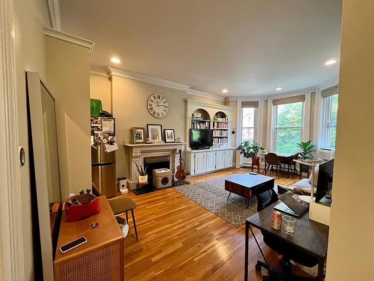 449 Beacon St #5 — Photo 11