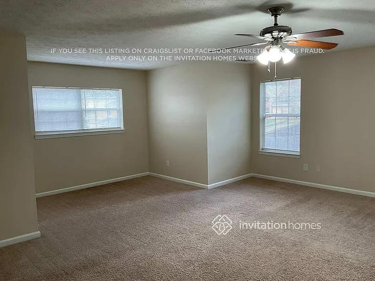 331 Silver Springs Ln — Photo 10