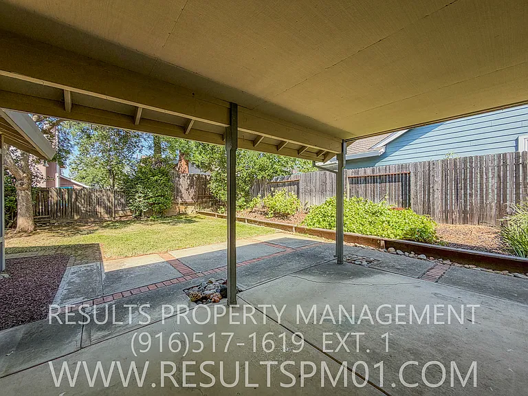 112 Dyrell Way — Photo 33