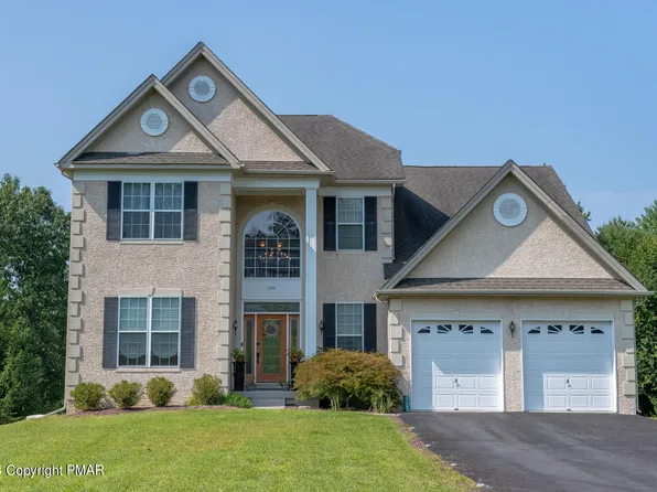 3123 Pine Valley Way, East Stroudsburg, PA 18302