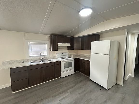 3rd image of 678 Denton Blvd NW