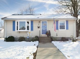 18 Birmingham Rd, Worcester, MA 01606