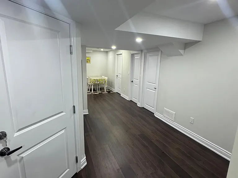 4 Priory Dr #BASEMENT — Photo 8