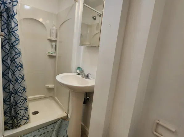 8 8thth St #8, Cambridge, MA 02141