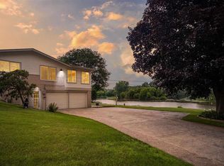 11874 Waycross St, Brighton, MI 48114