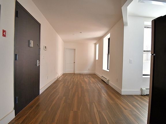 2nd image of 1019 Southern Blvd APT 5A