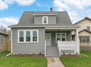 3023 Roosevelt Rd, Kenosha, WI 53142
