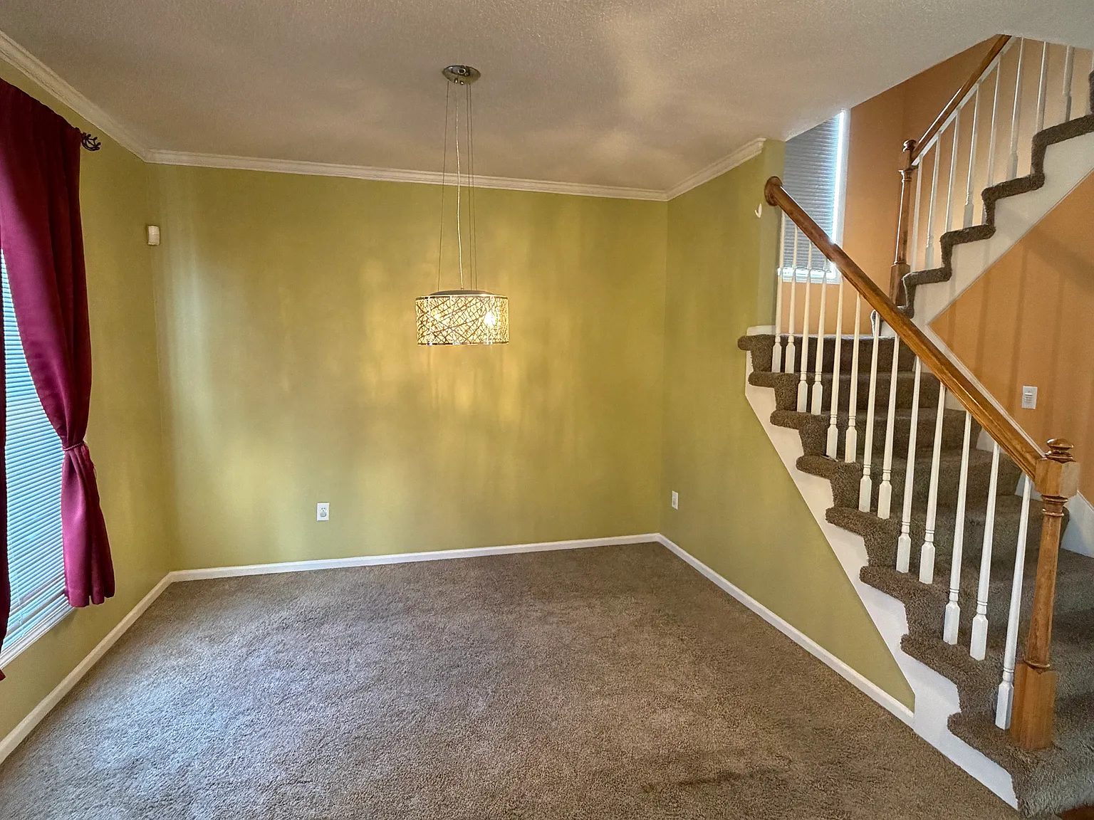 3 bed, 3.5 bath, 2890 sqft, $3,050 — Photo 3