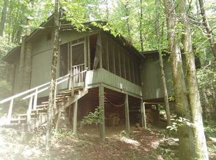 2176 Deermont Rd, Oakdale, TN 37829