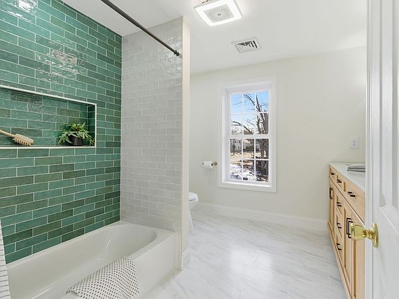 3rd image of 18 South Village Road