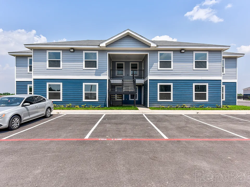 Mercedes Place Apartments
