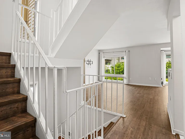 18616 Pier Point Pl — Photo 5