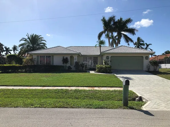 154 Hollyhock Ct, Marco Island, FL 34145