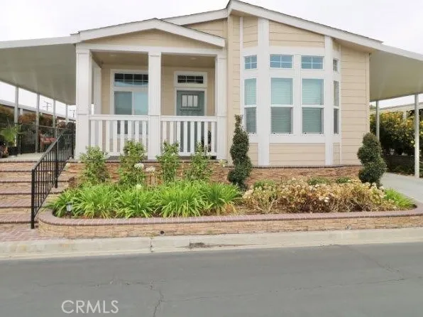 14038 Lake Glen Dr #40, La Mirada, CA 90638