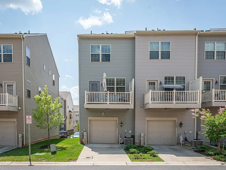 2620 Bradish Ln — Photo 35