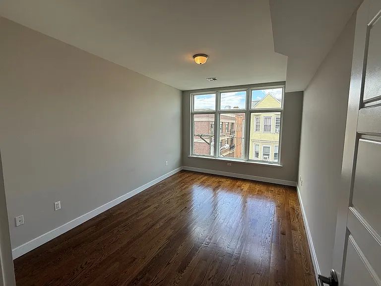 124 Polk St #2E — Photo 4