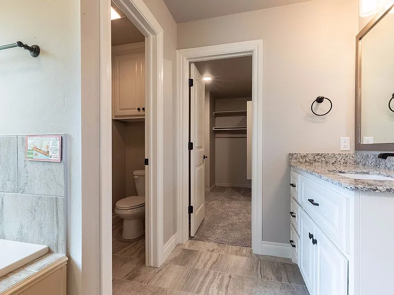 3117 Hunter Crest Dr — Photo 14