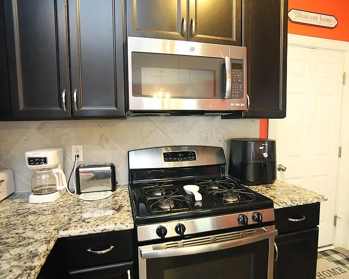 709 Lone Pine Loop — Photo 11