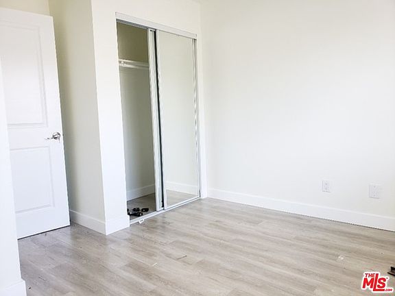 5th image of 172 N Mariposa Ave APT F