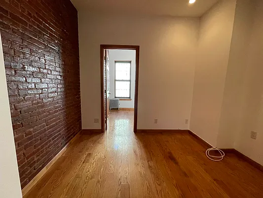 Rented by Best Apartments North Inc | media 17