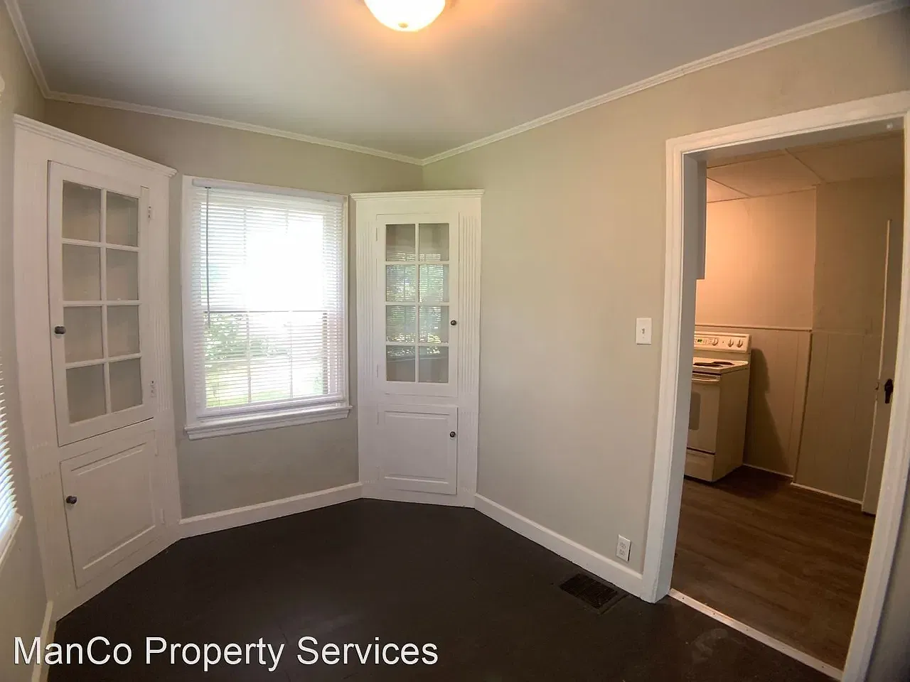 1 bed, 1.5 bath, $775 — Photo 2