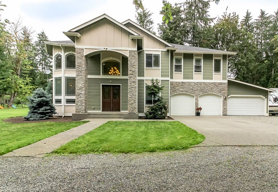 1st image of 12519 224th Ave E