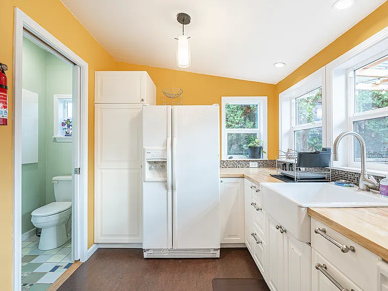 9218 N Mohawk Ave — Photo 12
