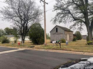 318 E Raymond St, Haxtun, CO 80731