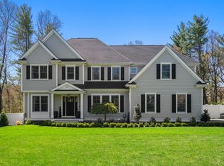 810 North St, Walpole, MA 02081