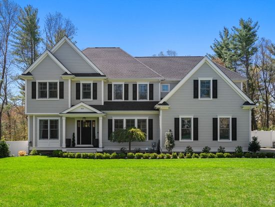 810 North St, Walpole, MA 02081