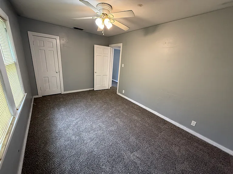 1712 Monroe St — Photo 14