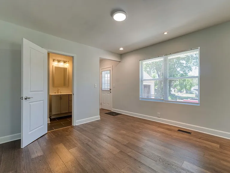 8241 Riley St — Photo 6