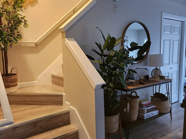 833 SW Sunset Blvd — Photo 7