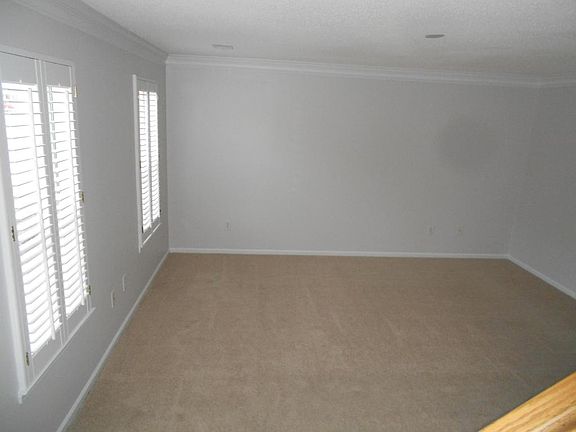 2nd image of 4804 Habersham Ln