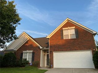 2710 Hartley Hills Dr, Charlotte, NC 28213