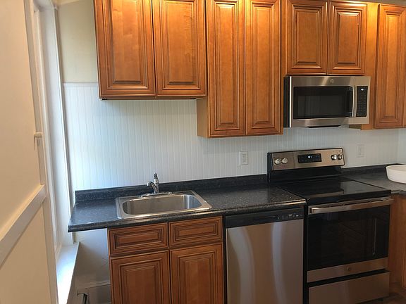 2nd image of 314 Gay St Floor 2