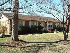 1st image of 2497 Pinoak Dr